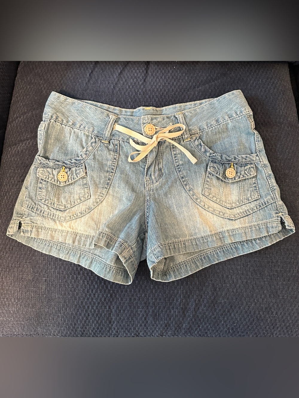 Vintage Y2K Low Rise Light Blue Denim Women’s Shorts with Drawstring